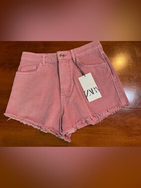 Zara Rose-Pink Frayed Hem Denim Shorts